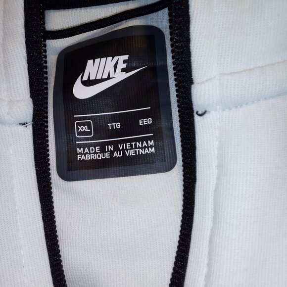 Nike Crop Top Zip up Sweatshirt - Picture 2 of 3
